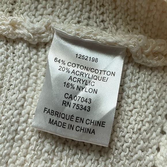 House of Harlow Knit Balloon Sleeve Crochet Button Cropped Cardigan Cream - Picture 4 of 9